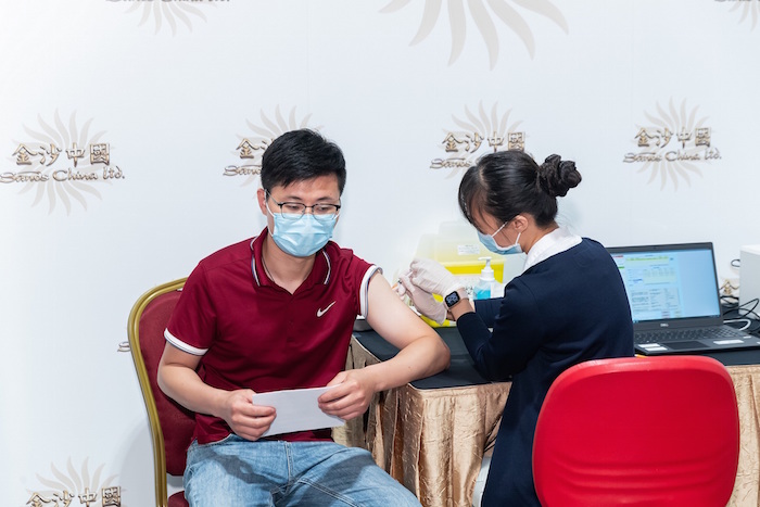 Sands vaccination
